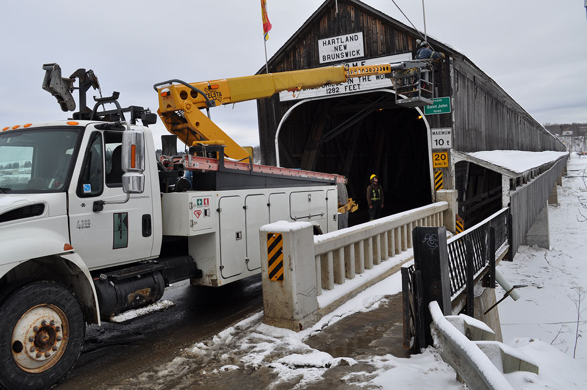 Xplornet Fibre Build